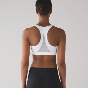 Lululemon Invigorate Bra